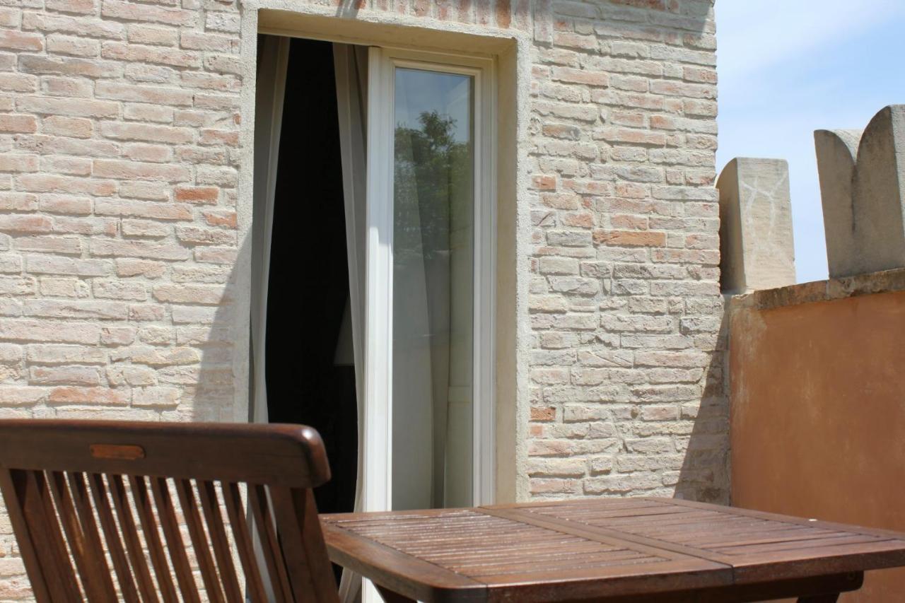 Hotel Castello Montegiove Fano Zewnętrze zdjęcie