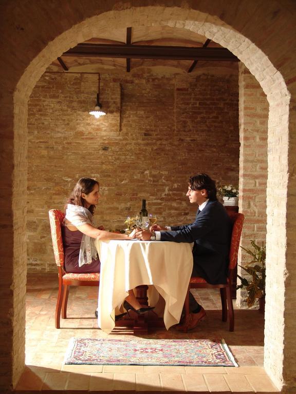 Hotel Castello Montegiove Fano Zewnętrze zdjęcie