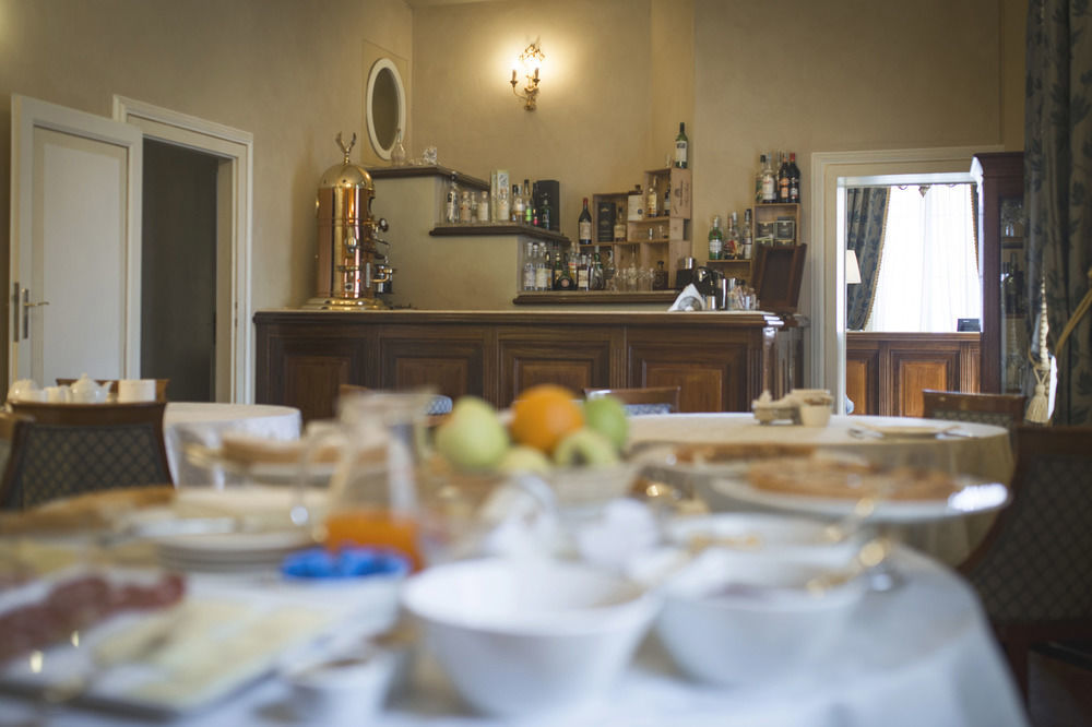 Hotel Castello Montegiove Fano Zewnętrze zdjęcie