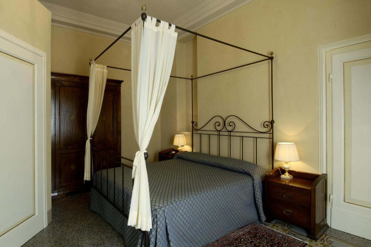 Hotel Castello Montegiove Fano Zewnętrze zdjęcie